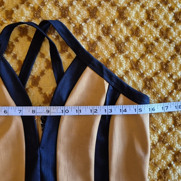 Colourblock Mod Dress - Picture 6 of 12